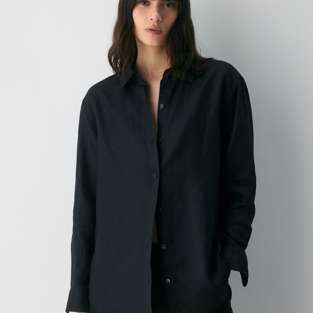 Little Moon Black Casual Button-Down Shirt